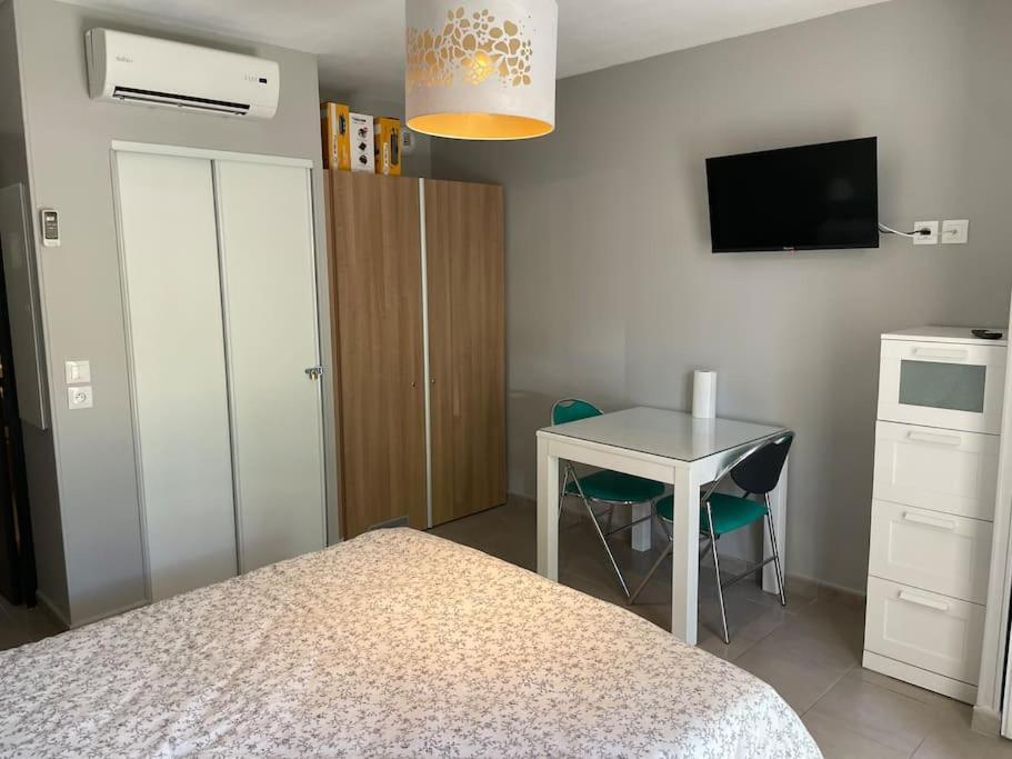 Studio Cosy Residence Odalys 3 Etoiles La Londe-les-Maures Esterno foto